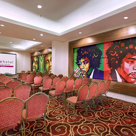 Favehotel Jababeka Cikarang Exterior foto